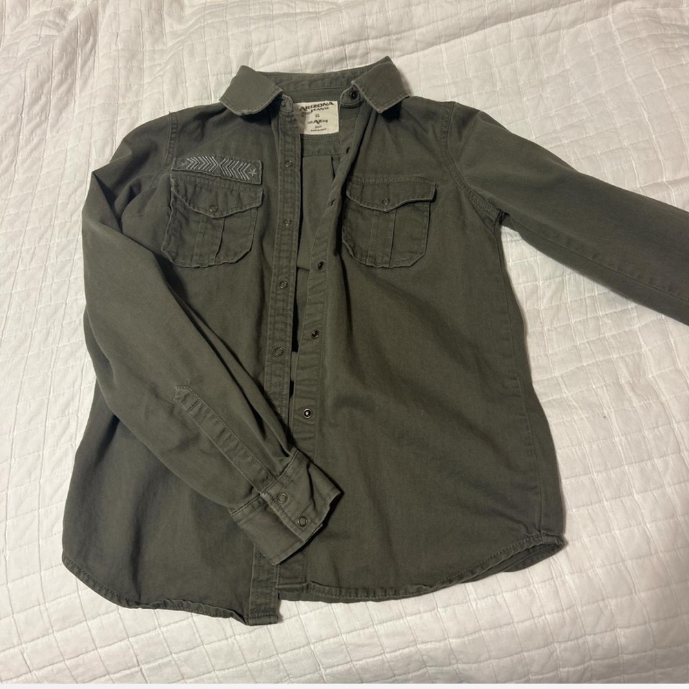 Arizona Army Green button up jacket. Size XS.